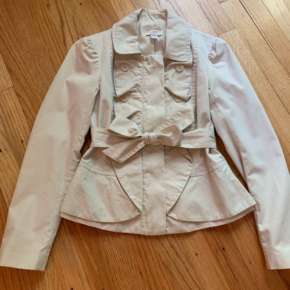 Loft Cream Ruffled Zip Up Jacket